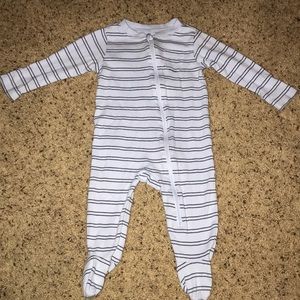 6-9 months boys sleeper